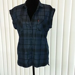 Levi's Button up Shirt